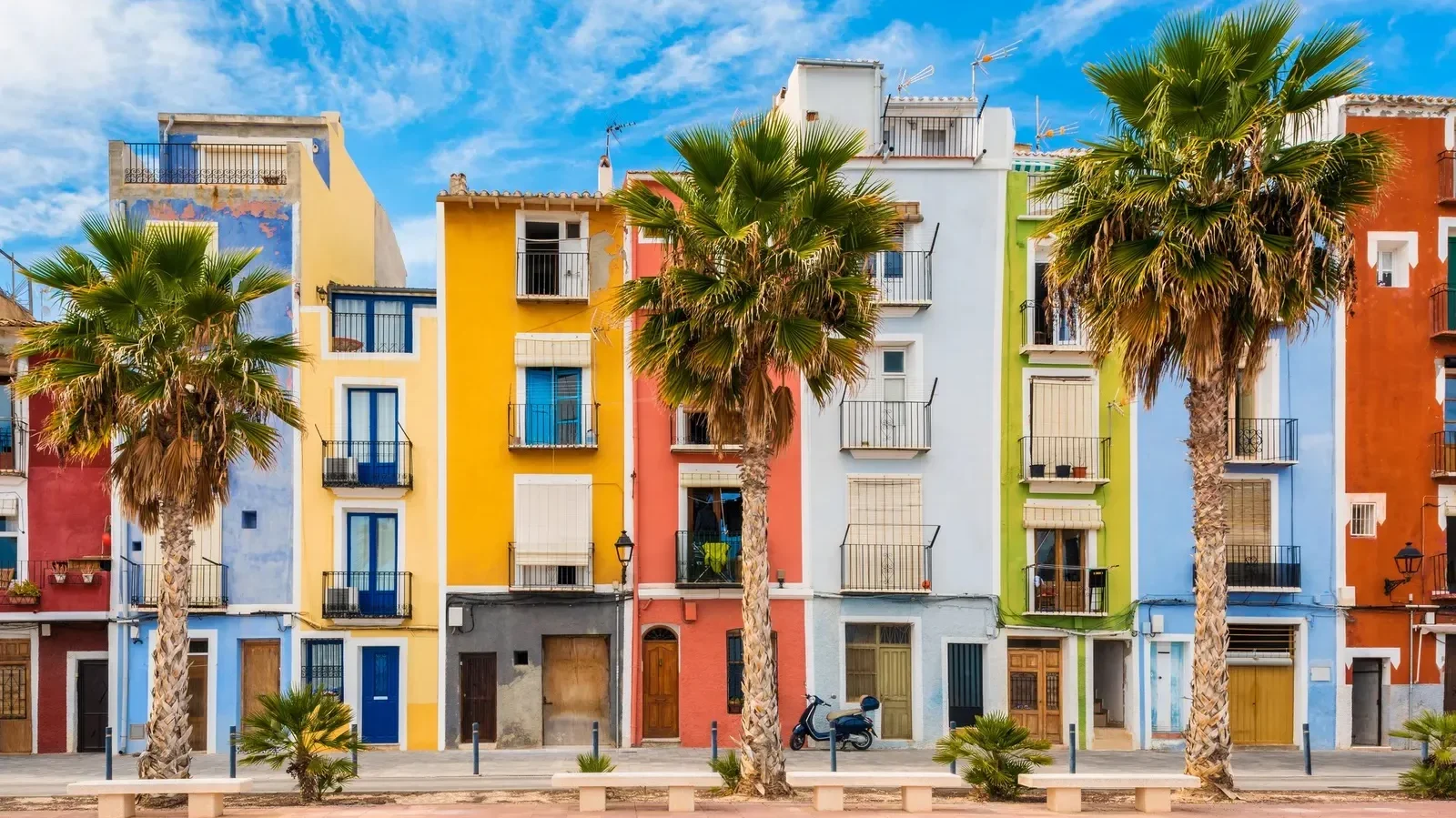 Alicante: Kompletní průvodce bydlením, památkami a investicemi do nemovitostí