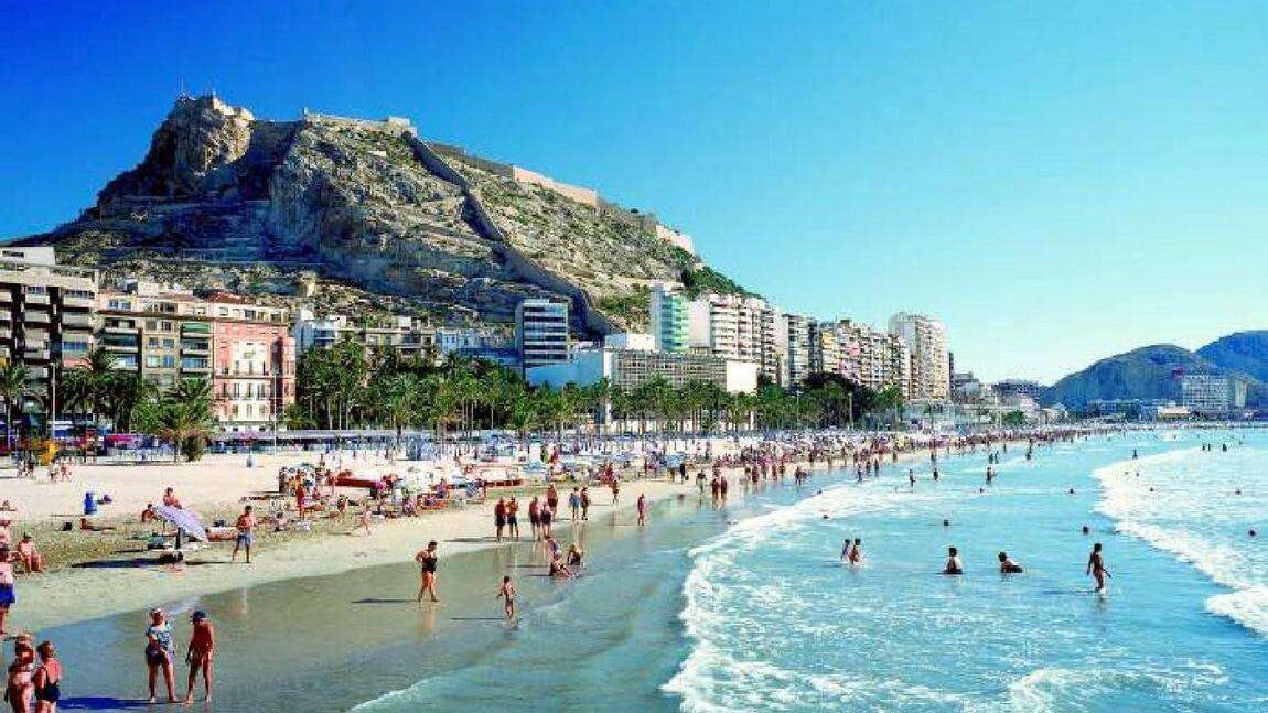 Alicante: Kompletní průvodce bydlením, památkami a investicemi do nemovitostí