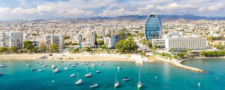 Comparison of North and South Cyprus Real Estate Markets: Which to Choose?