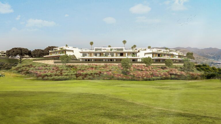 New duplex apartments in Marbella next to a golf course